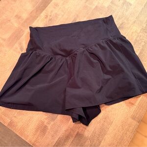 Aerie Offline Black Flowy Skorts